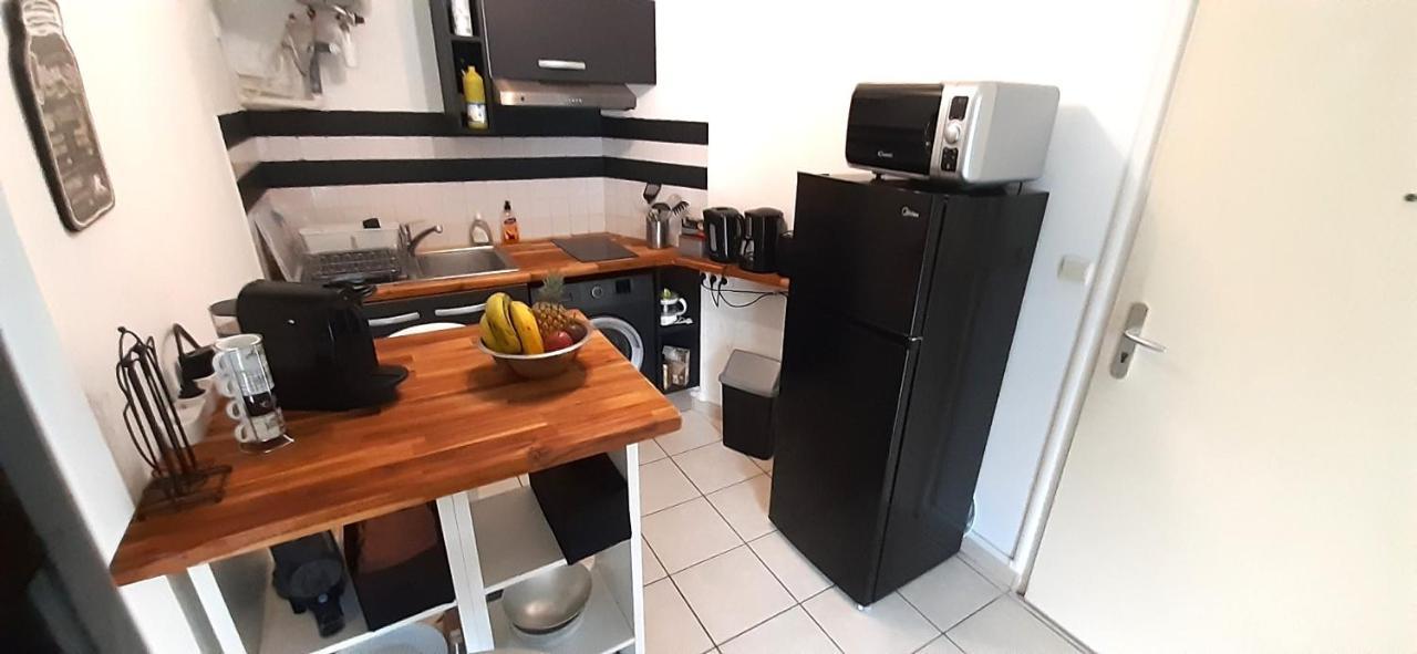 Nouveau ! Studio meublé, moderne, idéalement situé La Possession Exterior foto