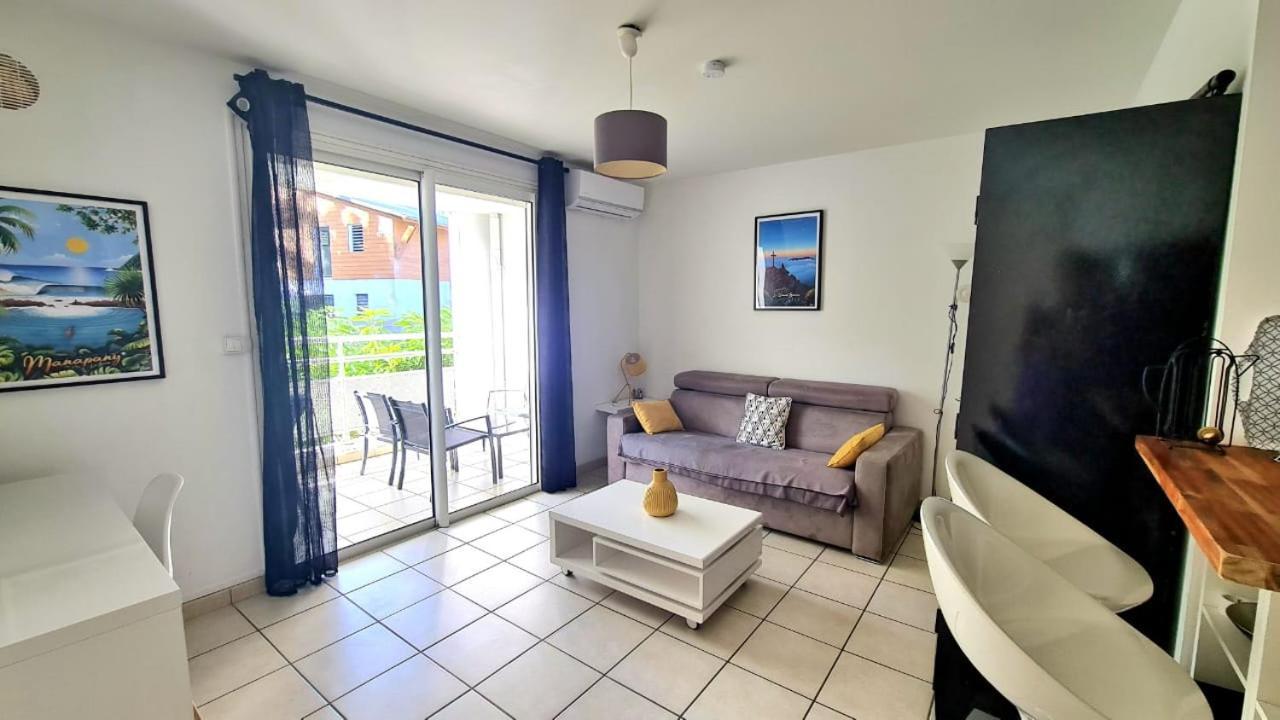 Nouveau ! Studio meublé, moderne, idéalement situé La Possession Exterior foto